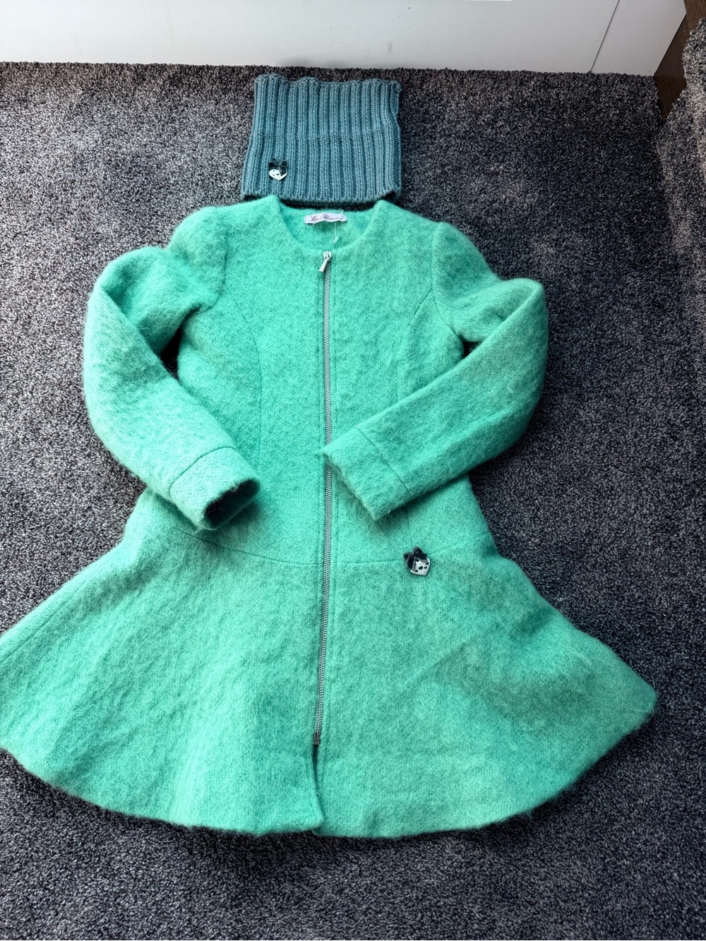 Miss Blumarine Mint Green Wool-Blend Zip Pea Coat with Matching Knit scarf